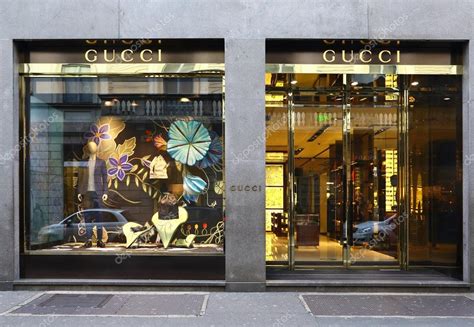 gucci shop window|gucci windows milan.